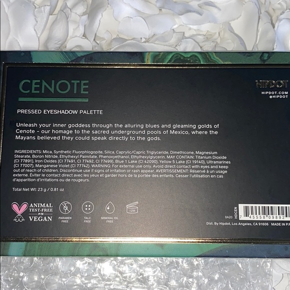 Hipdot Eyeshadow Pallette - Picture 5 of 5